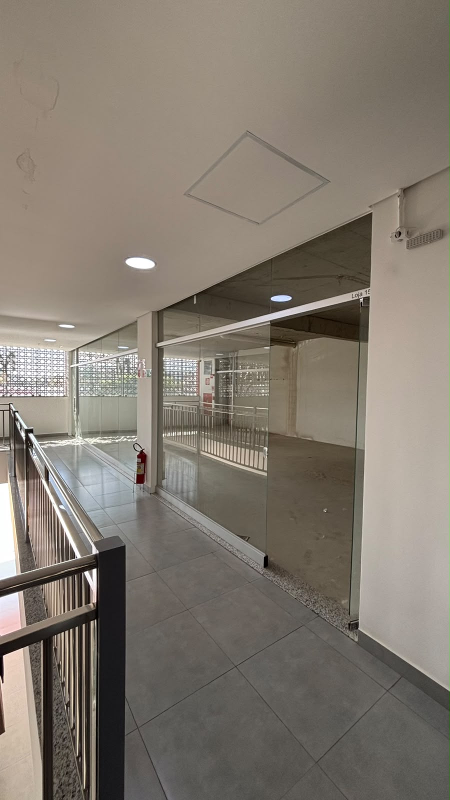 Loja 15 – 69,06 m²  — foto 2