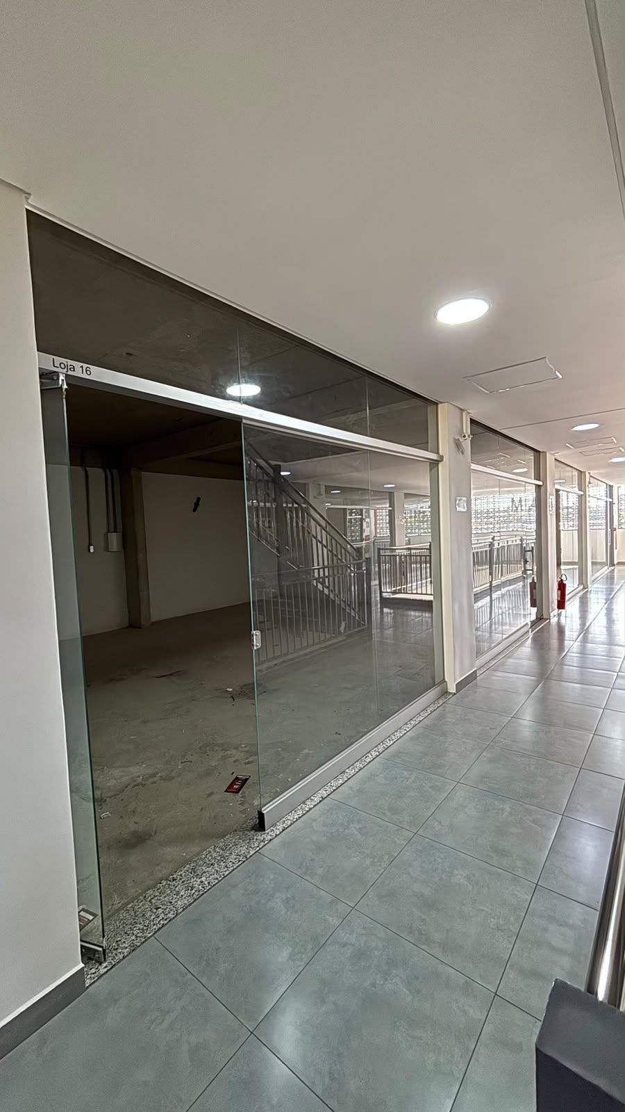 Loja 16 – 52,39 m² — foto 1