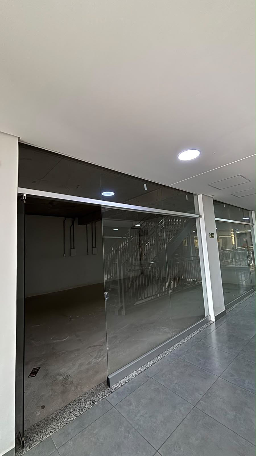 Loja 17 – 52,39 m² — foto 2